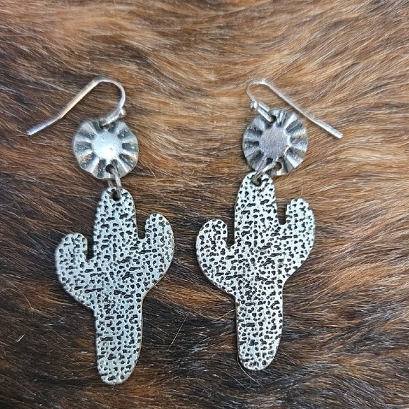 Jewelry - Silver Cactus Dangle Earrings